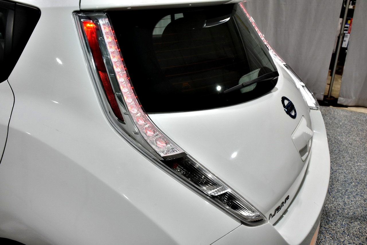 Nissan Leaf S 2015