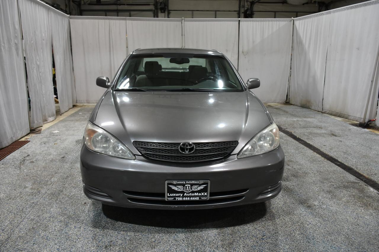 Toyota Camry LE 2002