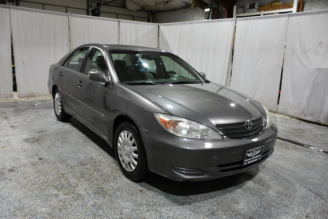 Toyota Camry LE 2002