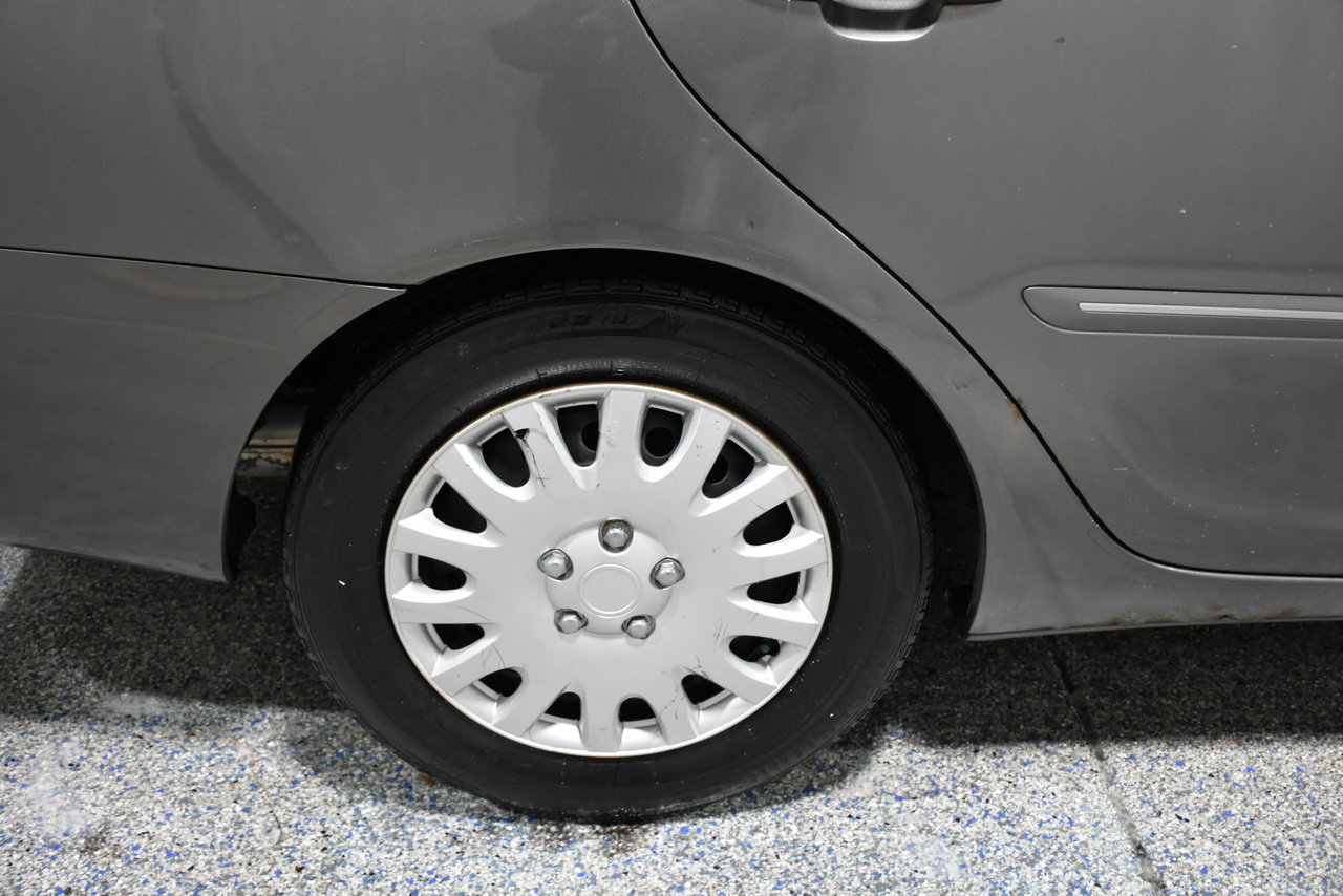 Toyota Camry LE 2002