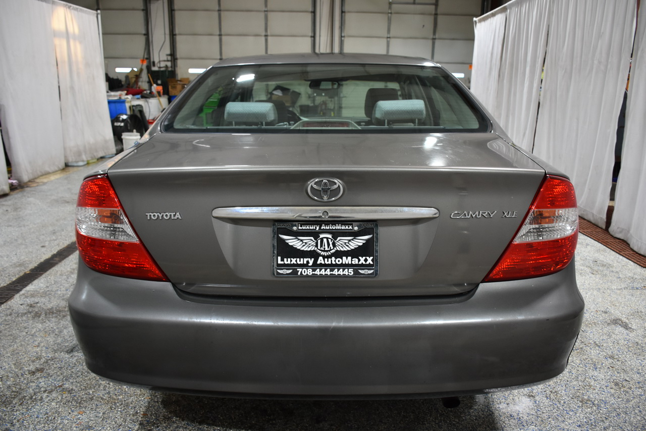 Toyota Camry LE 2002