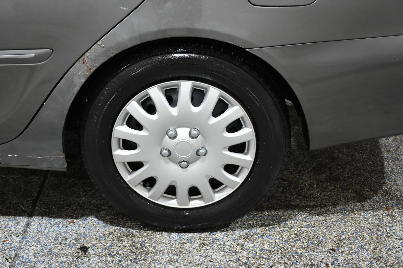 Toyota Camry LE 2002