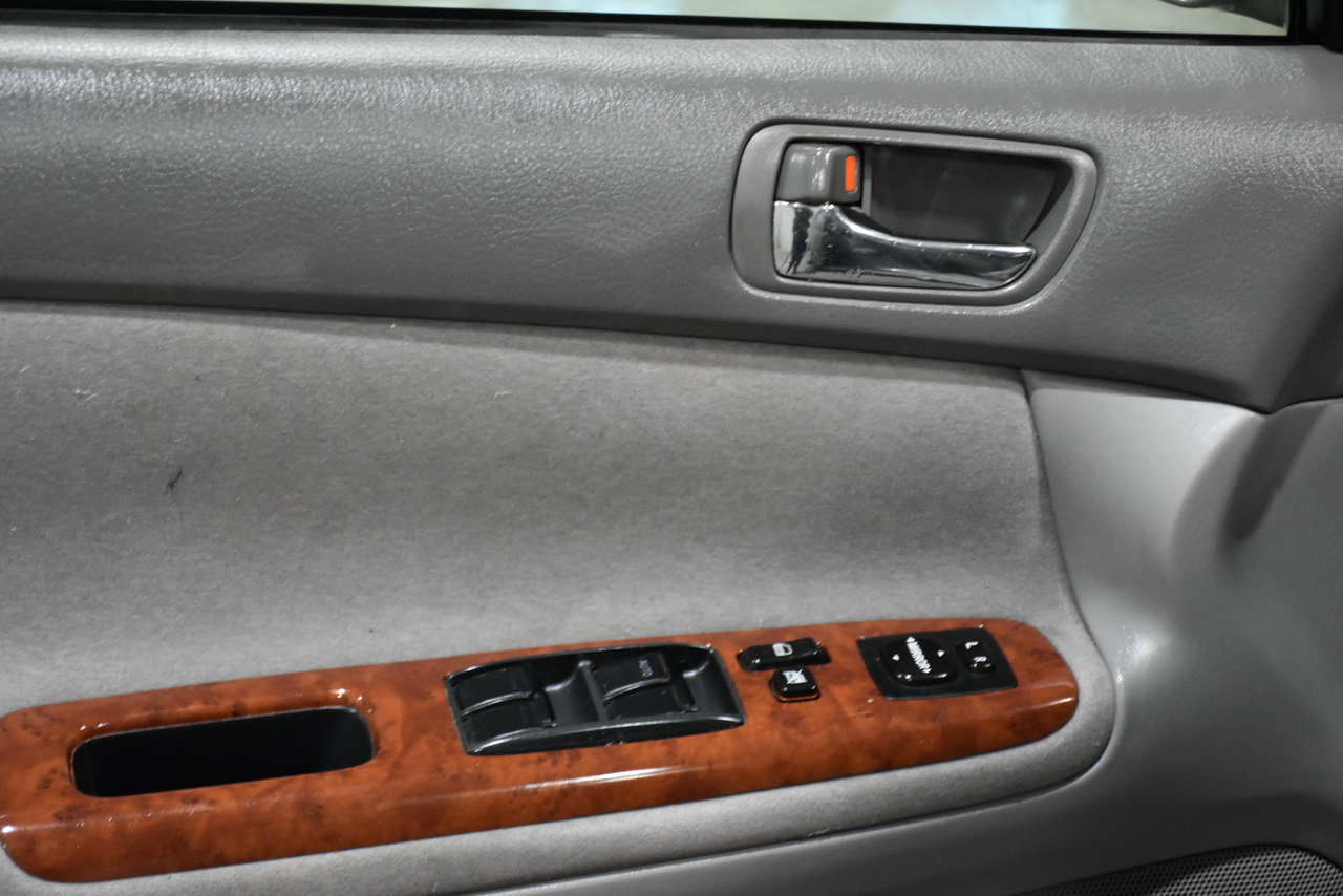 Toyota Camry LE 2002