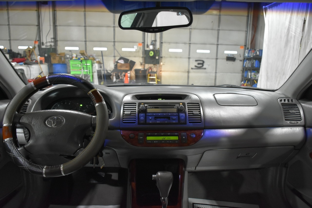 Toyota Camry LE 2002