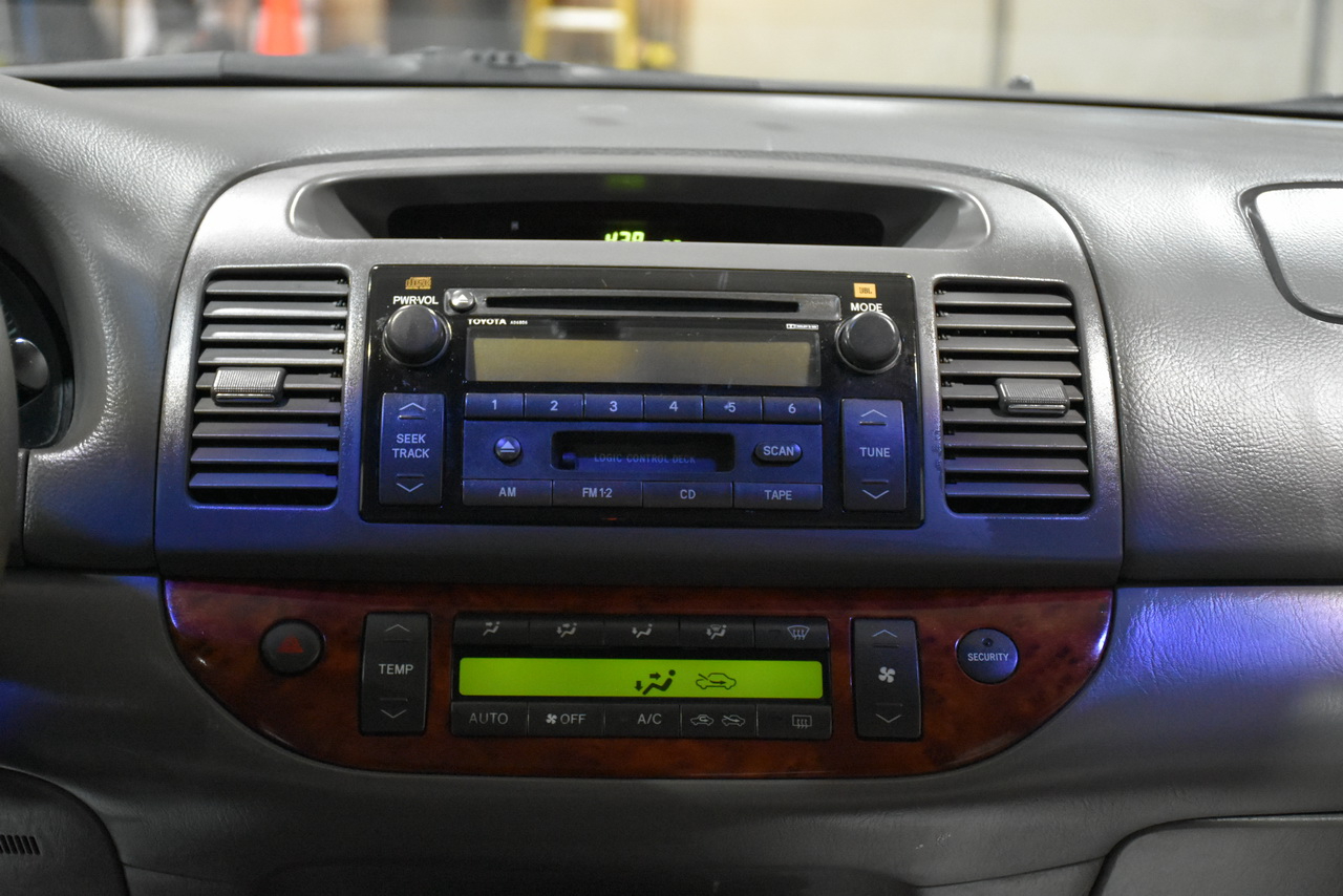 Toyota Camry LE 2002