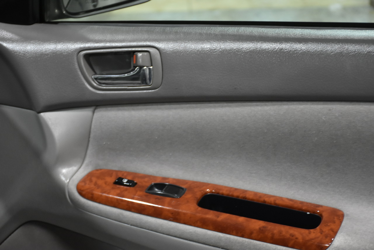 Toyota Camry LE 2002