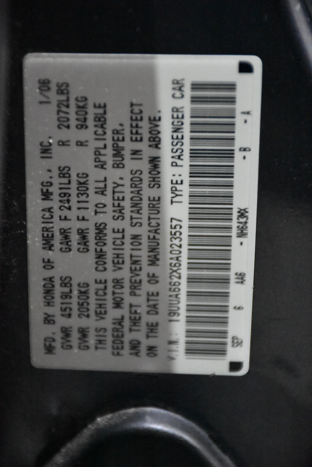 Acura TL 5-Speed AT 2006