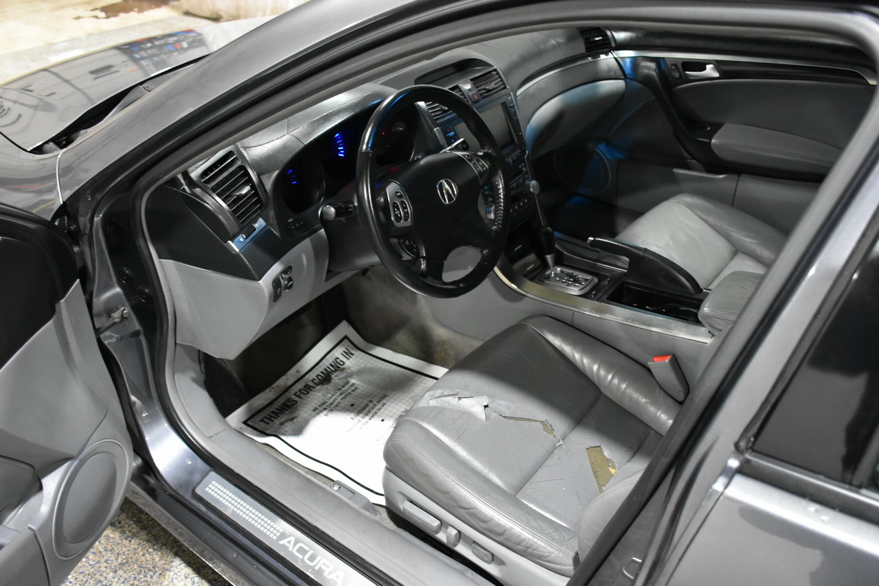 Acura TL 5-Speed AT 2006