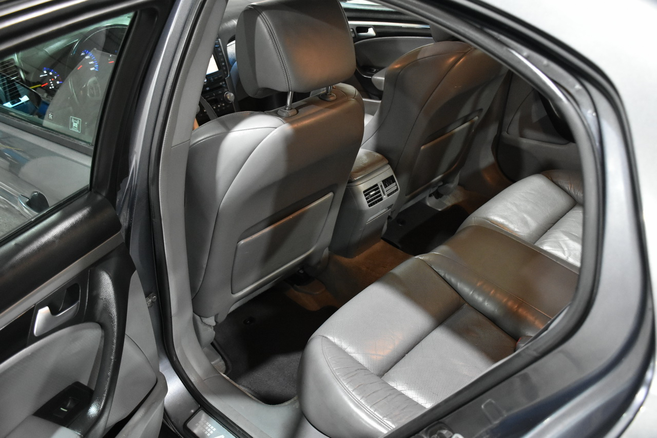 Acura TL 5-Speed AT 2006