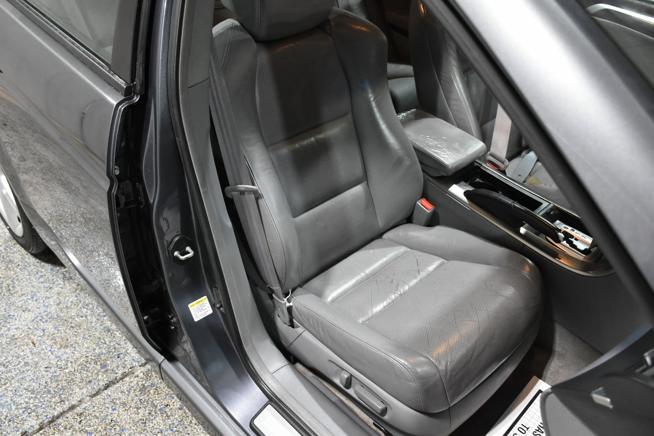 Acura TL 5-Speed AT 2006