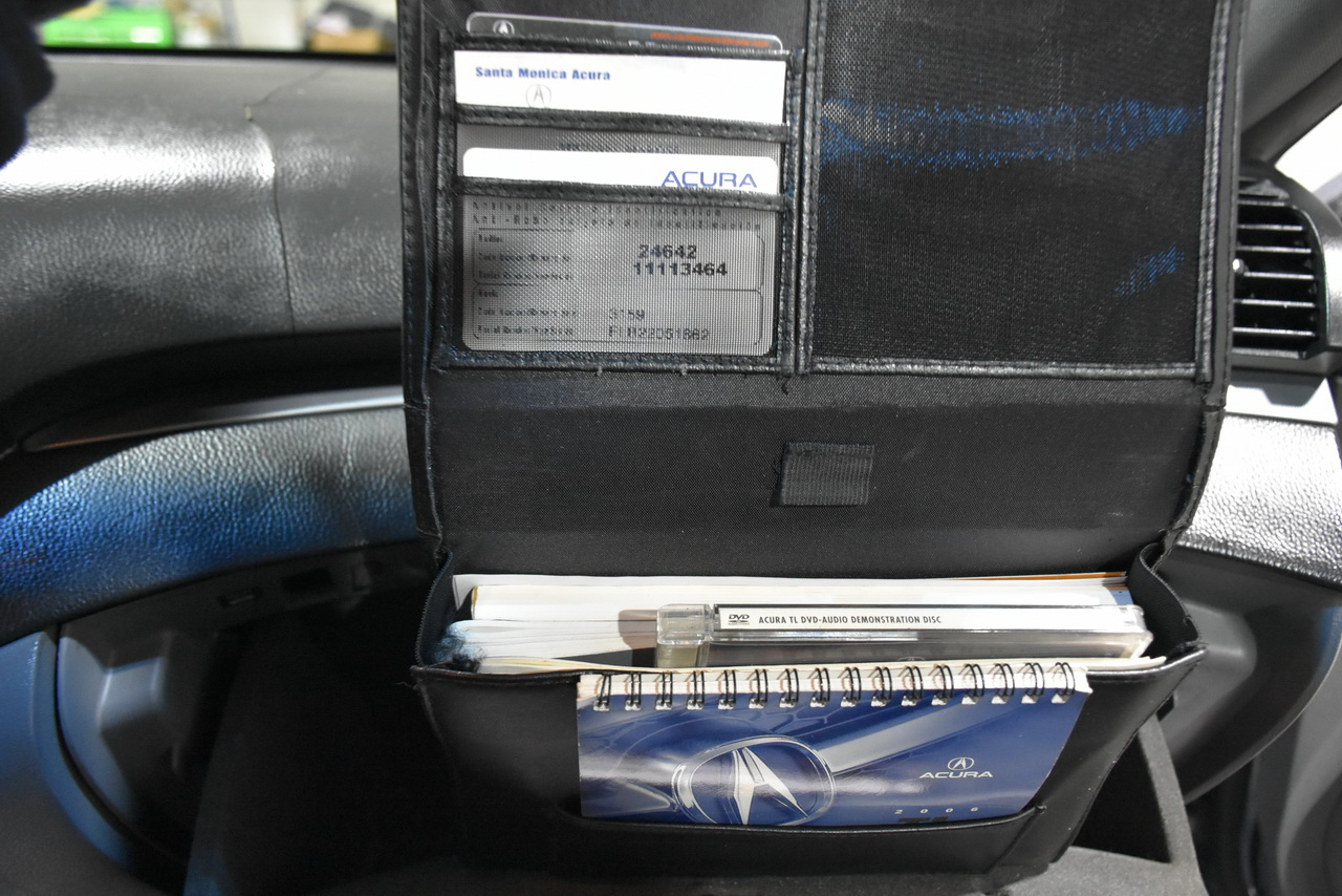 Acura TL 5-Speed AT 2006