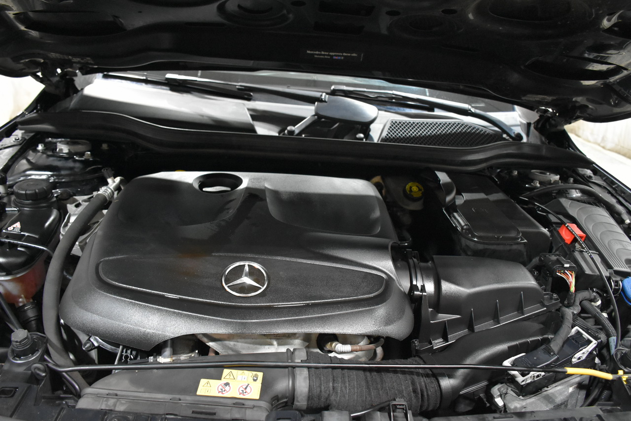 Mercedes-Benz GLA-Class GLA250 4MATIC 2017