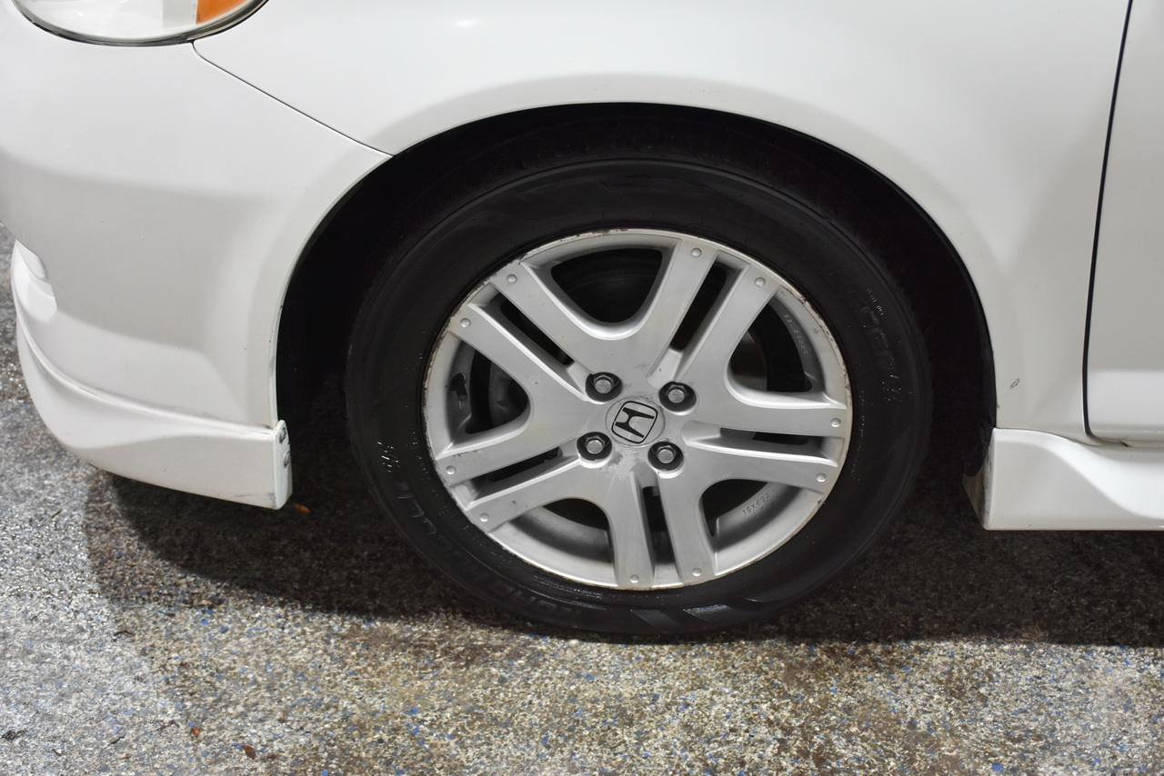 Honda Fit Sport 5-Speed AT 2007