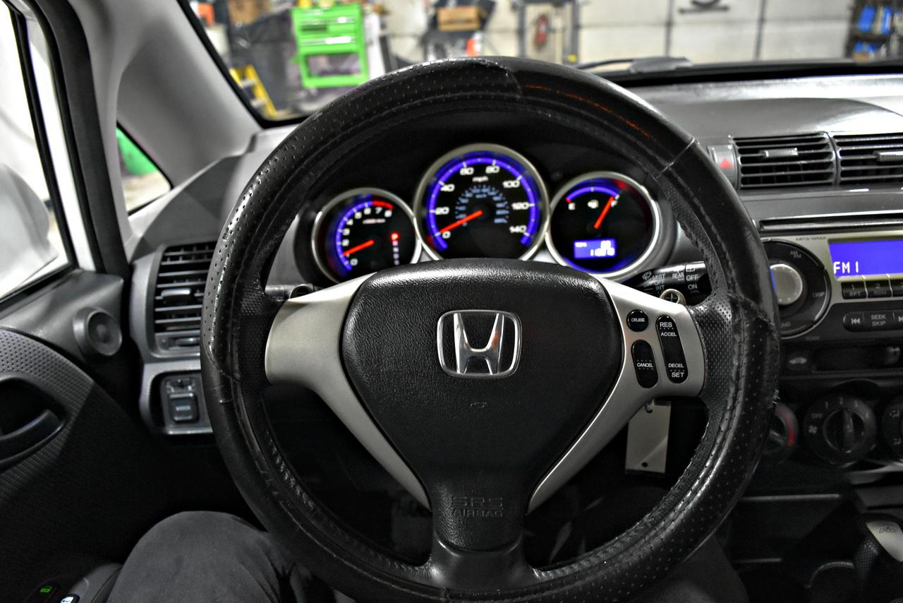Honda Fit Sport 5-Speed AT 2007