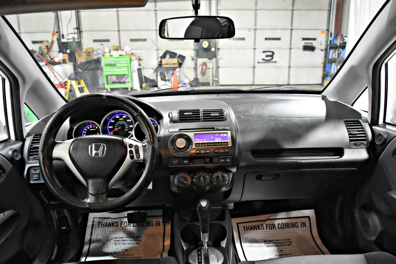 Honda Fit Sport 5-Speed AT 2007