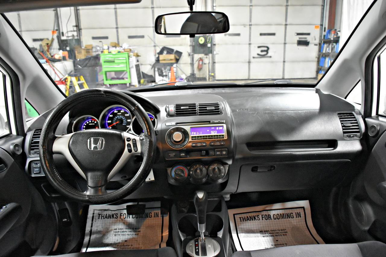 Honda Fit Sport 5-Speed AT 2007