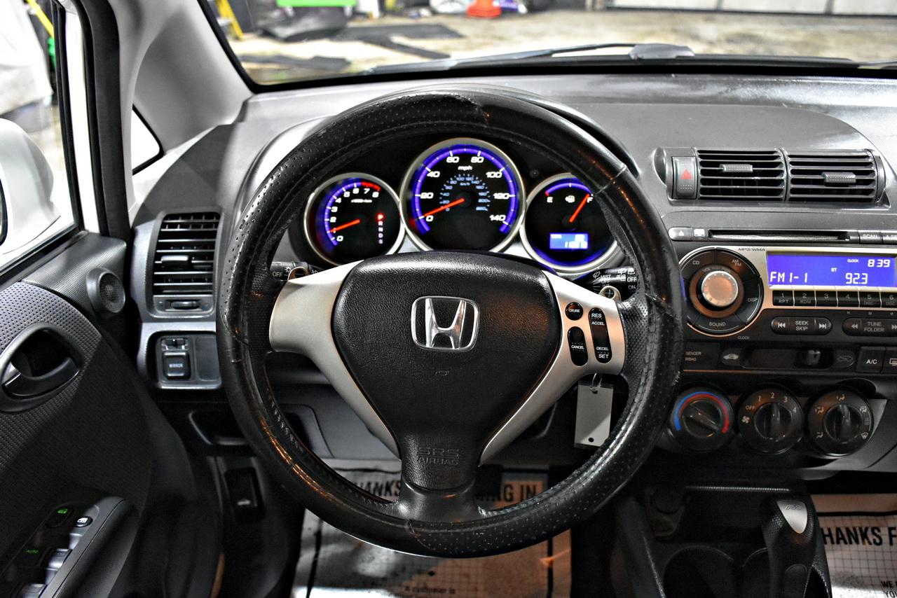 Honda Fit Sport 5-Speed AT 2007