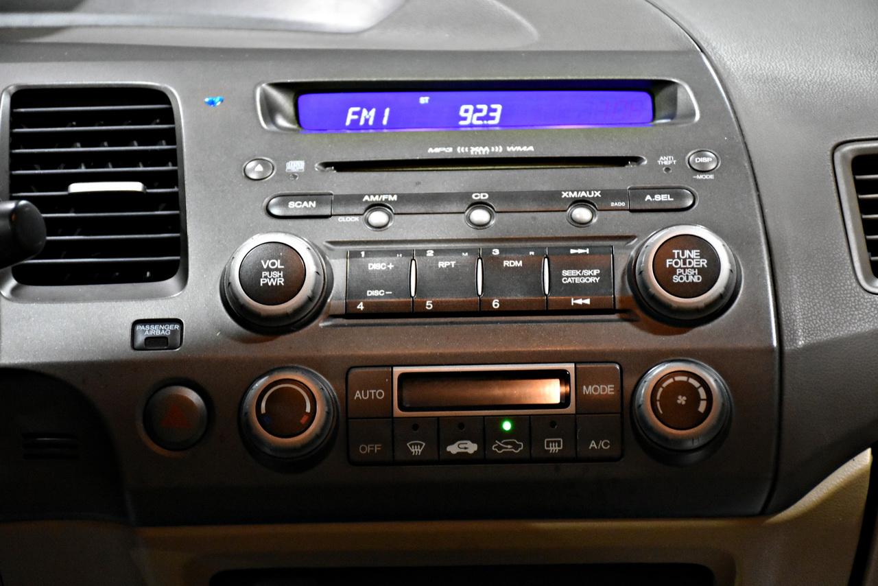 Honda Civic Hybrid CVT AT-PZEV with Navigation 2007