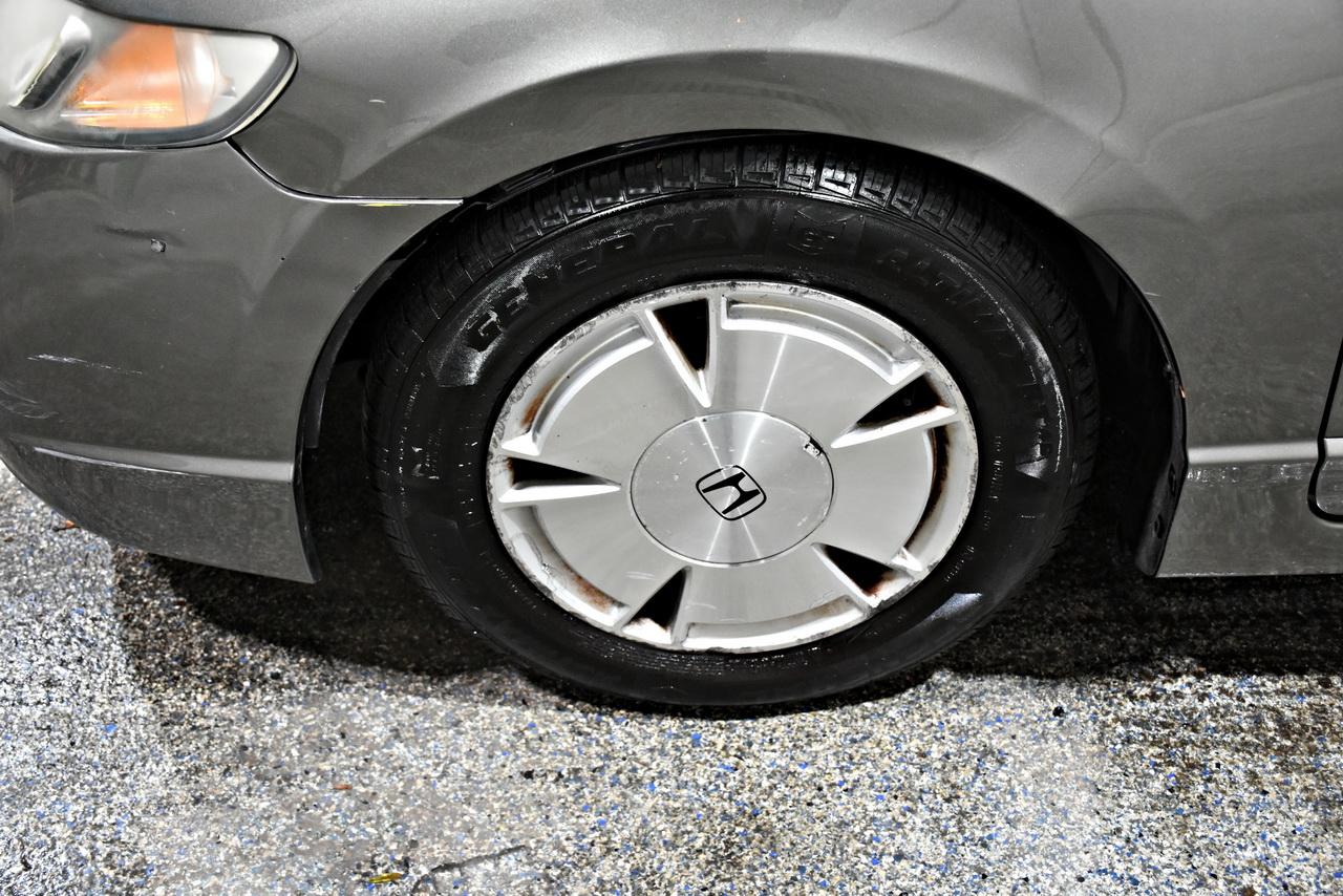Honda Civic Hybrid CVT AT-PZEV with Navigation 2007