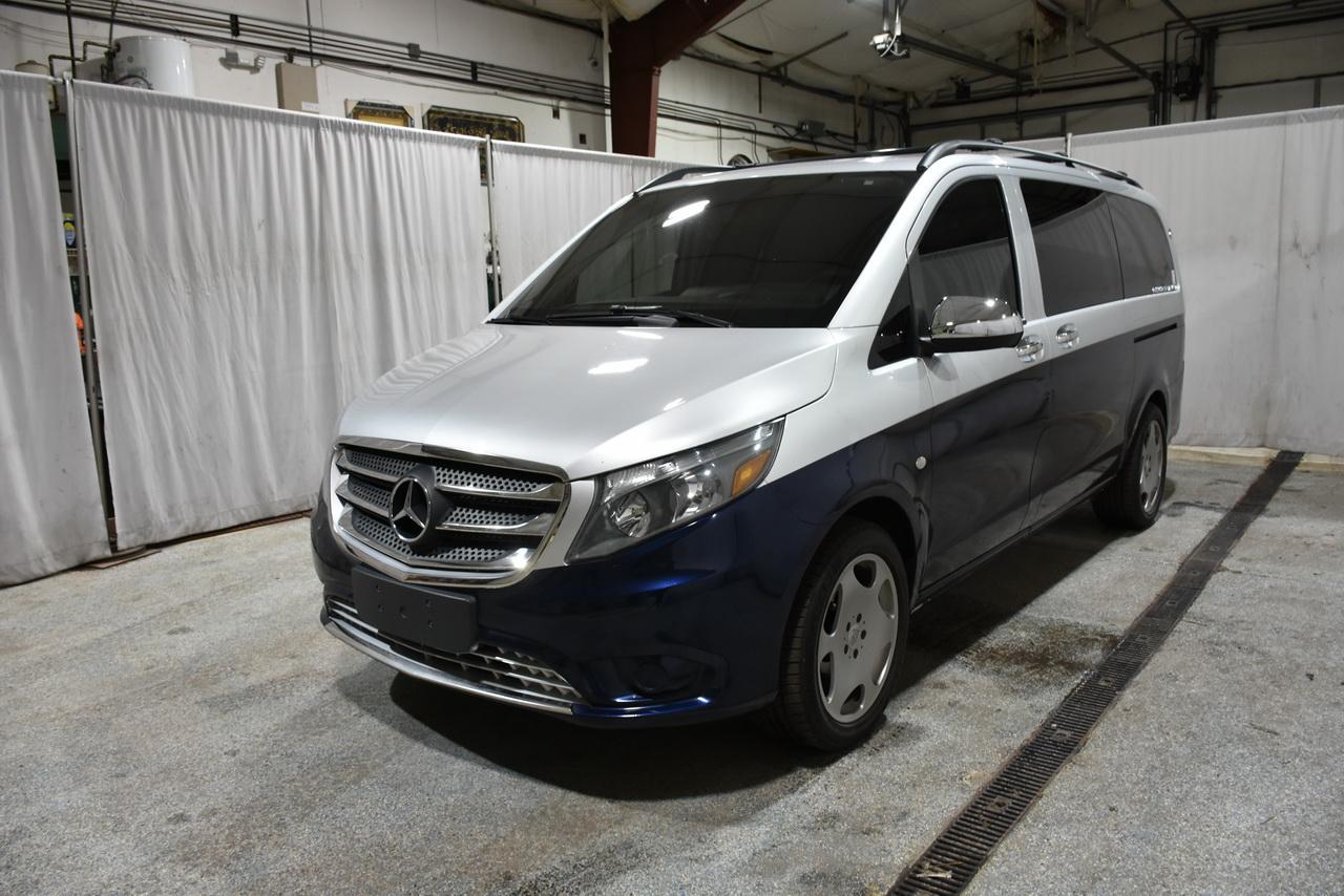 Mercedes-Benz Metris Passenger Van 2016