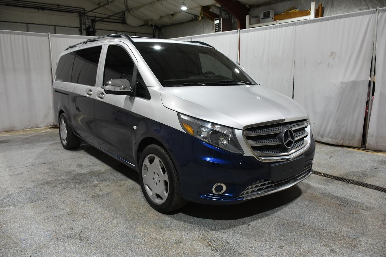 Mercedes-Benz Metris Passenger Van 2016