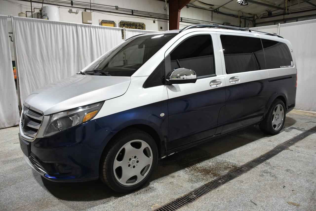 Mercedes-Benz Metris Passenger Van 2016