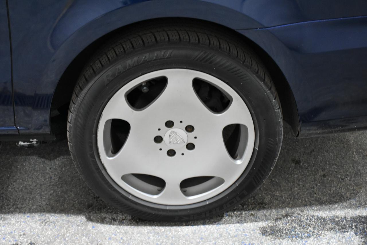 Mercedes-Benz Metris Passenger Van 2016