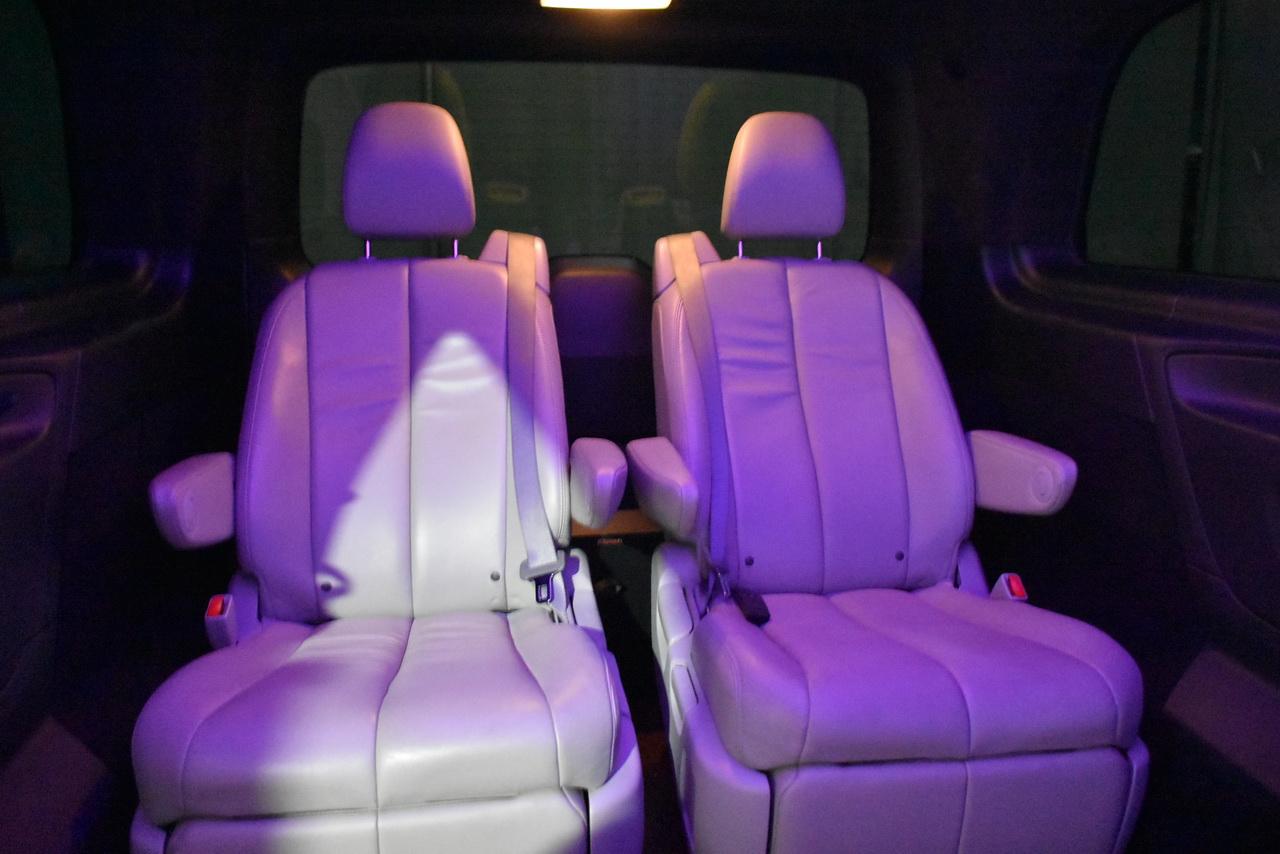 Mercedes-Benz Metris Passenger Van 2016