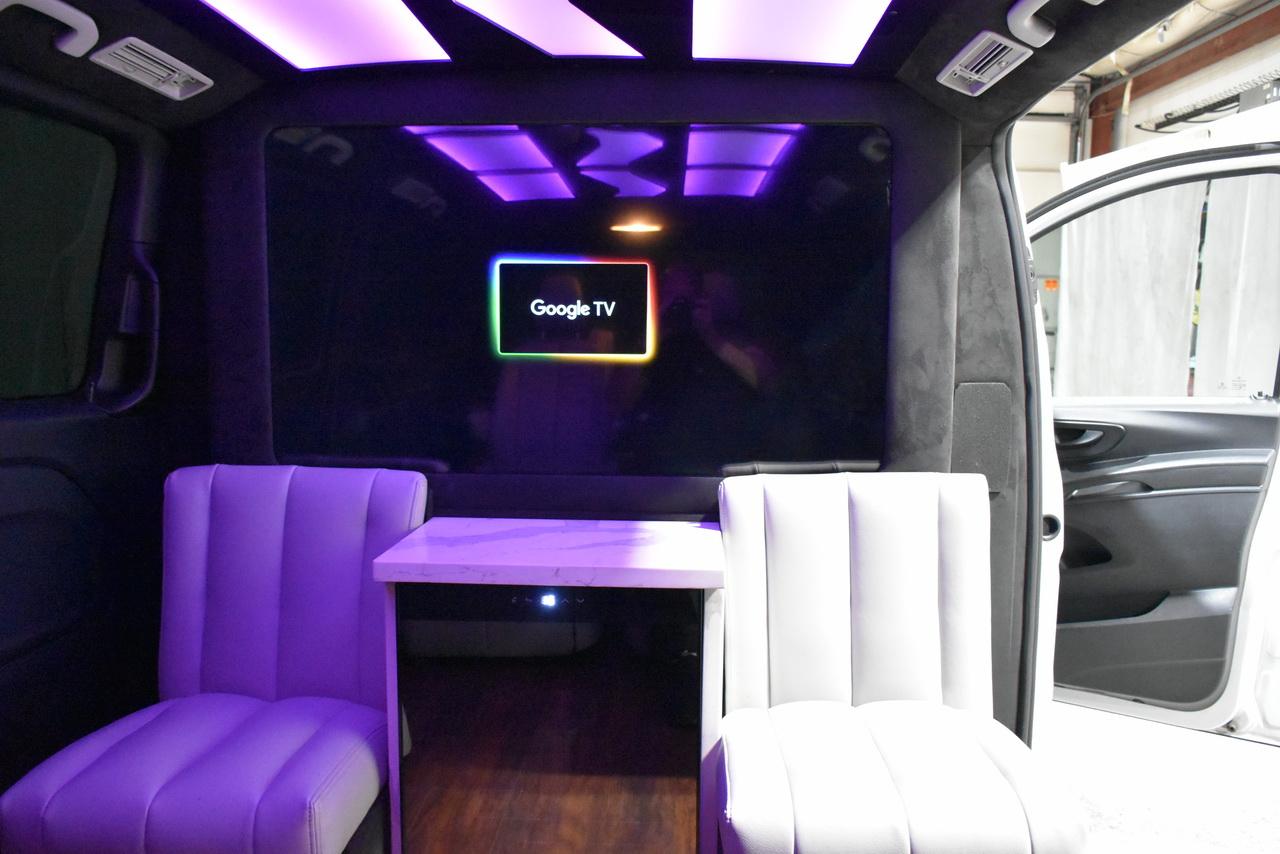 Mercedes-Benz Metris Passenger Van 2016