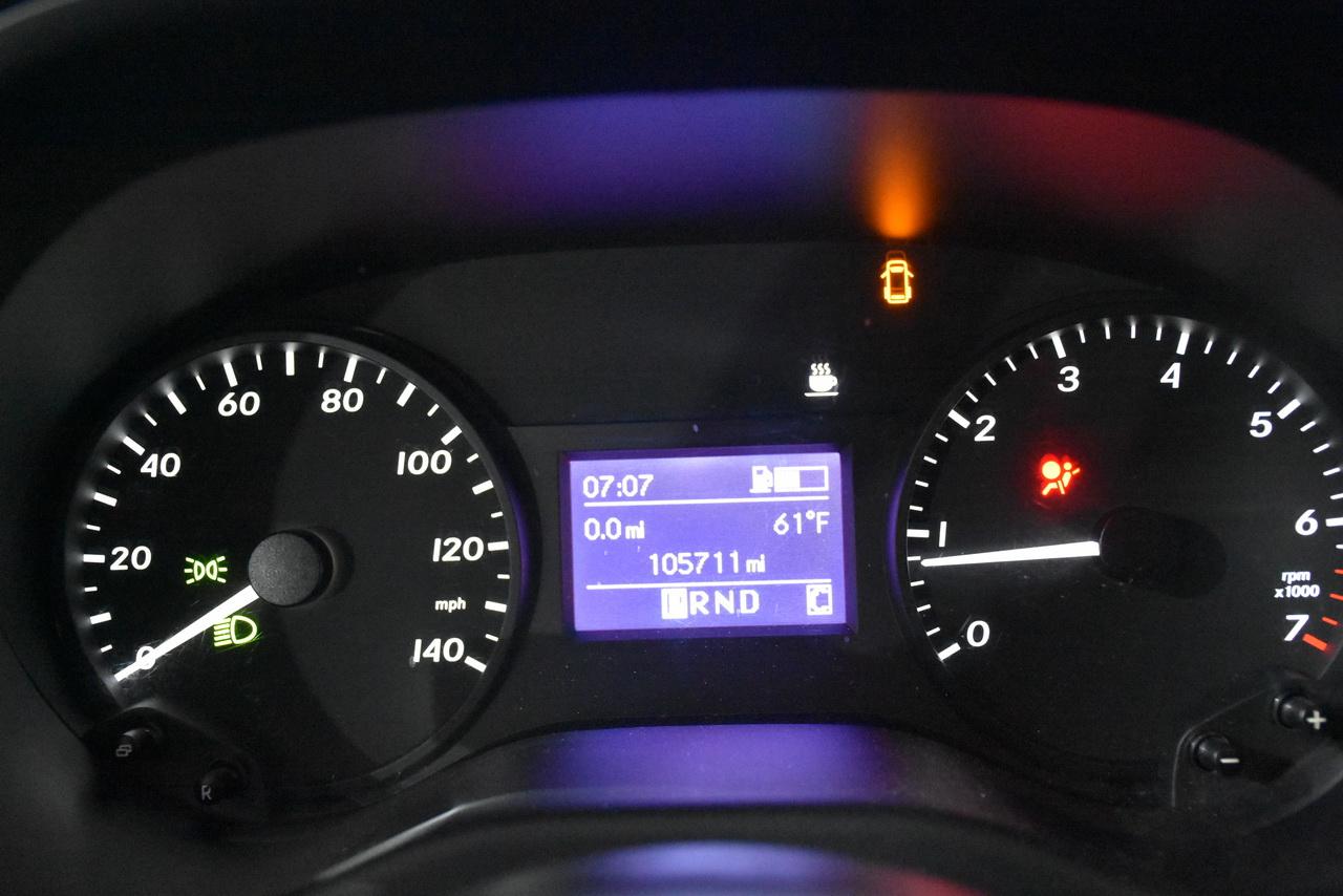 Mercedes-Benz Metris Passenger Van 2016