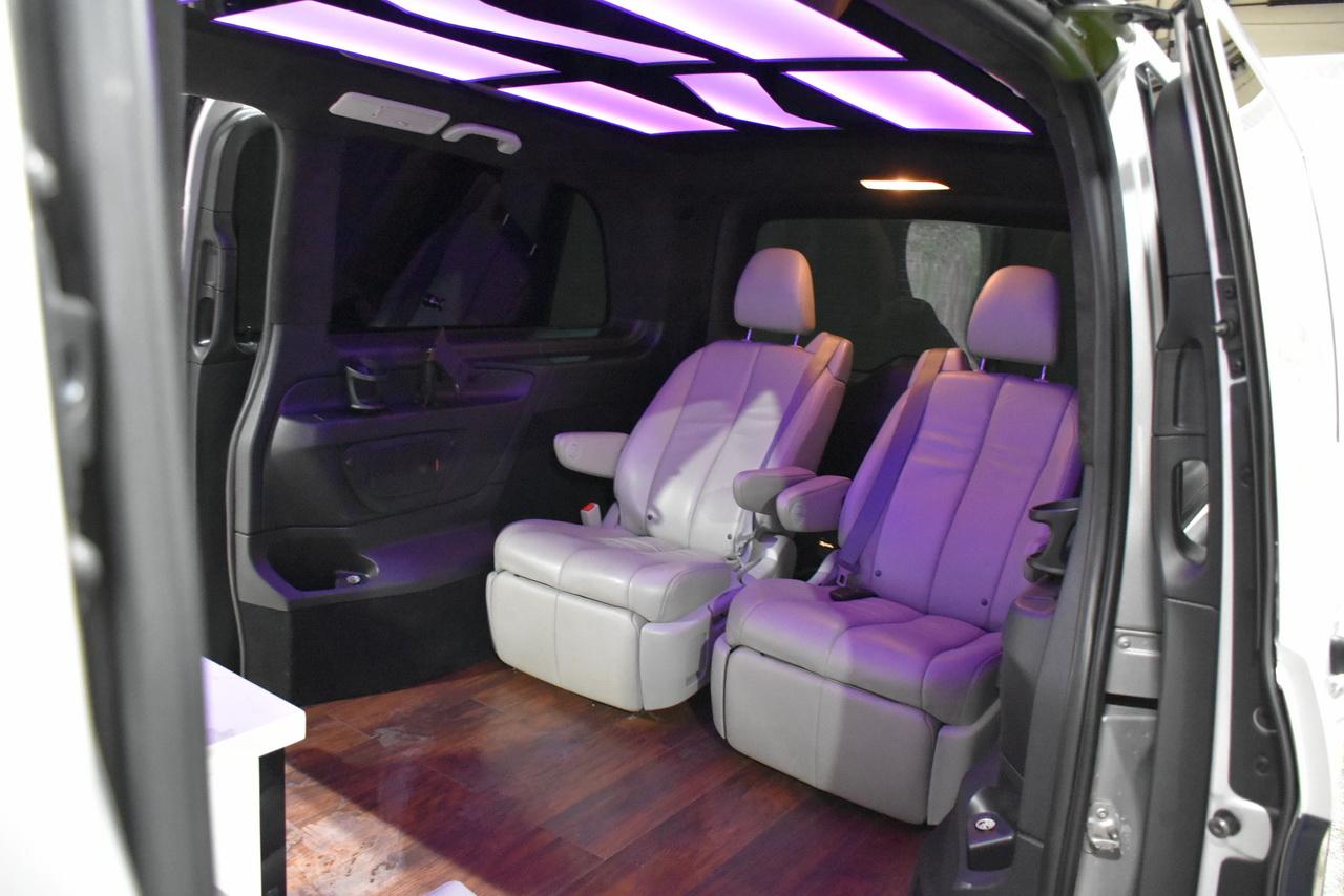 Mercedes-Benz Metris Passenger Van 2016