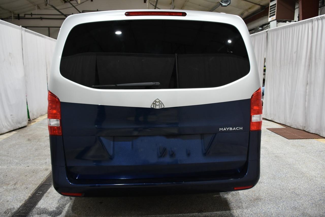 Mercedes-Benz Metris Passenger Van 2016