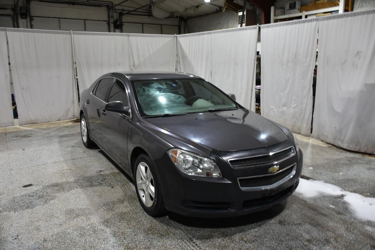 Chevrolet Malibu LS 2011