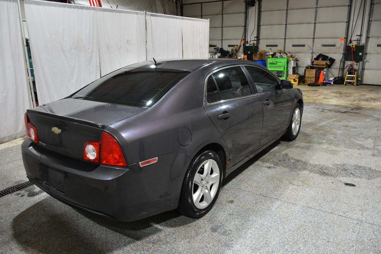 Chevrolet Malibu LS 2011