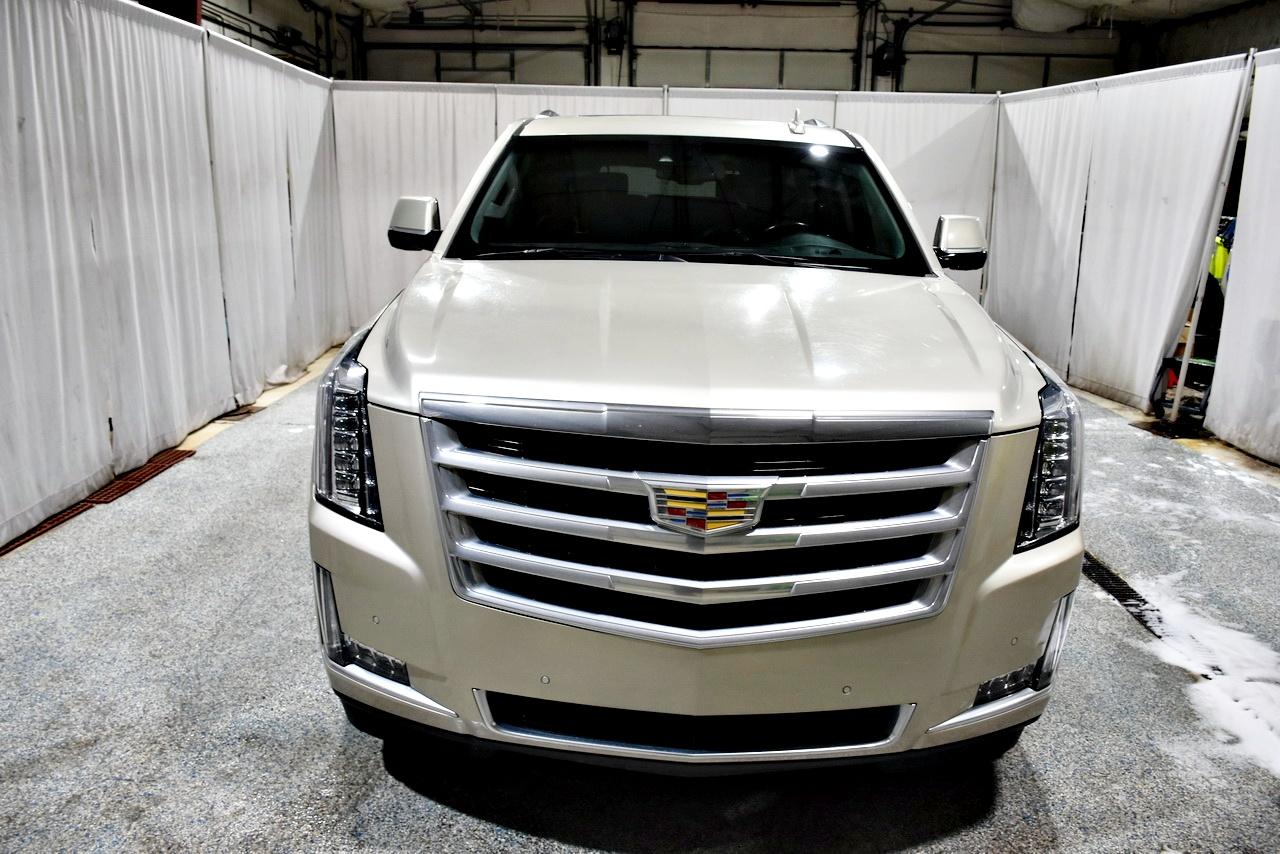 Cadillac Escalade ESV Luxury 2016