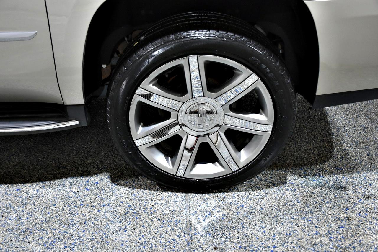 Cadillac Escalade ESV Luxury 2016