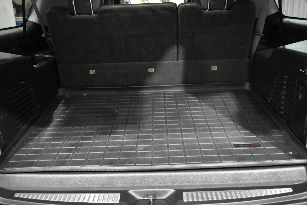 Cadillac Escalade ESV Luxury 2016