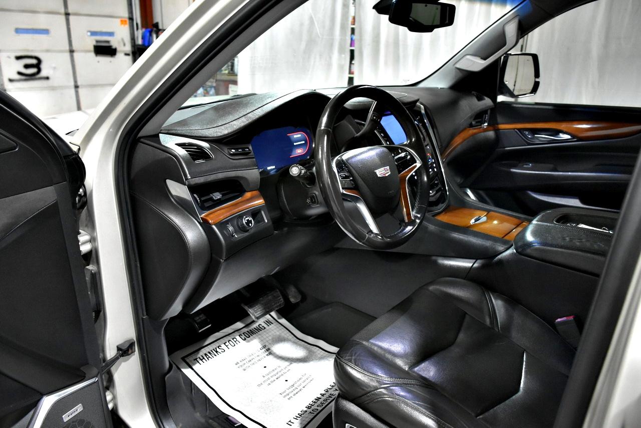 Cadillac Escalade ESV Luxury 2016