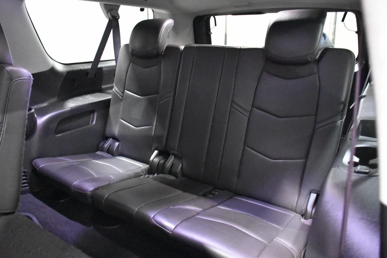 Cadillac Escalade ESV Luxury 2016