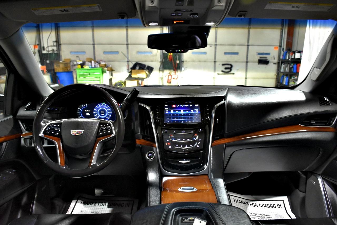 Cadillac Escalade ESV Luxury 2016