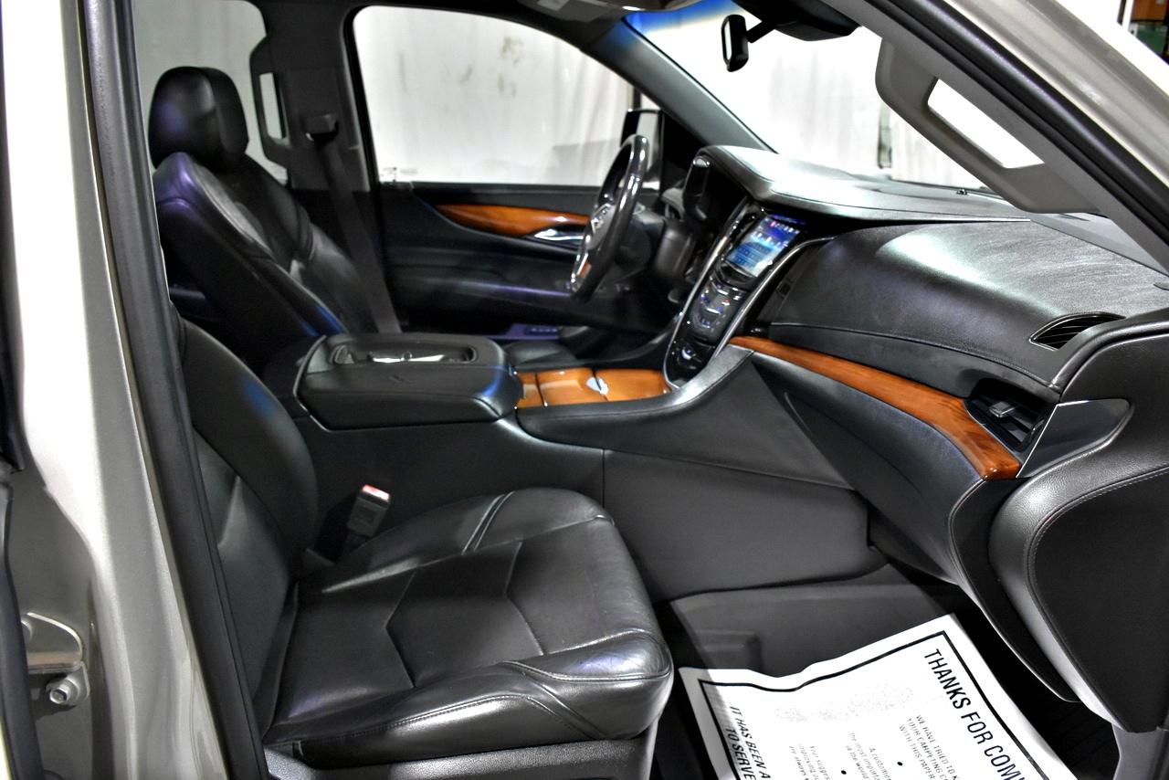 Cadillac Escalade ESV Luxury 2016