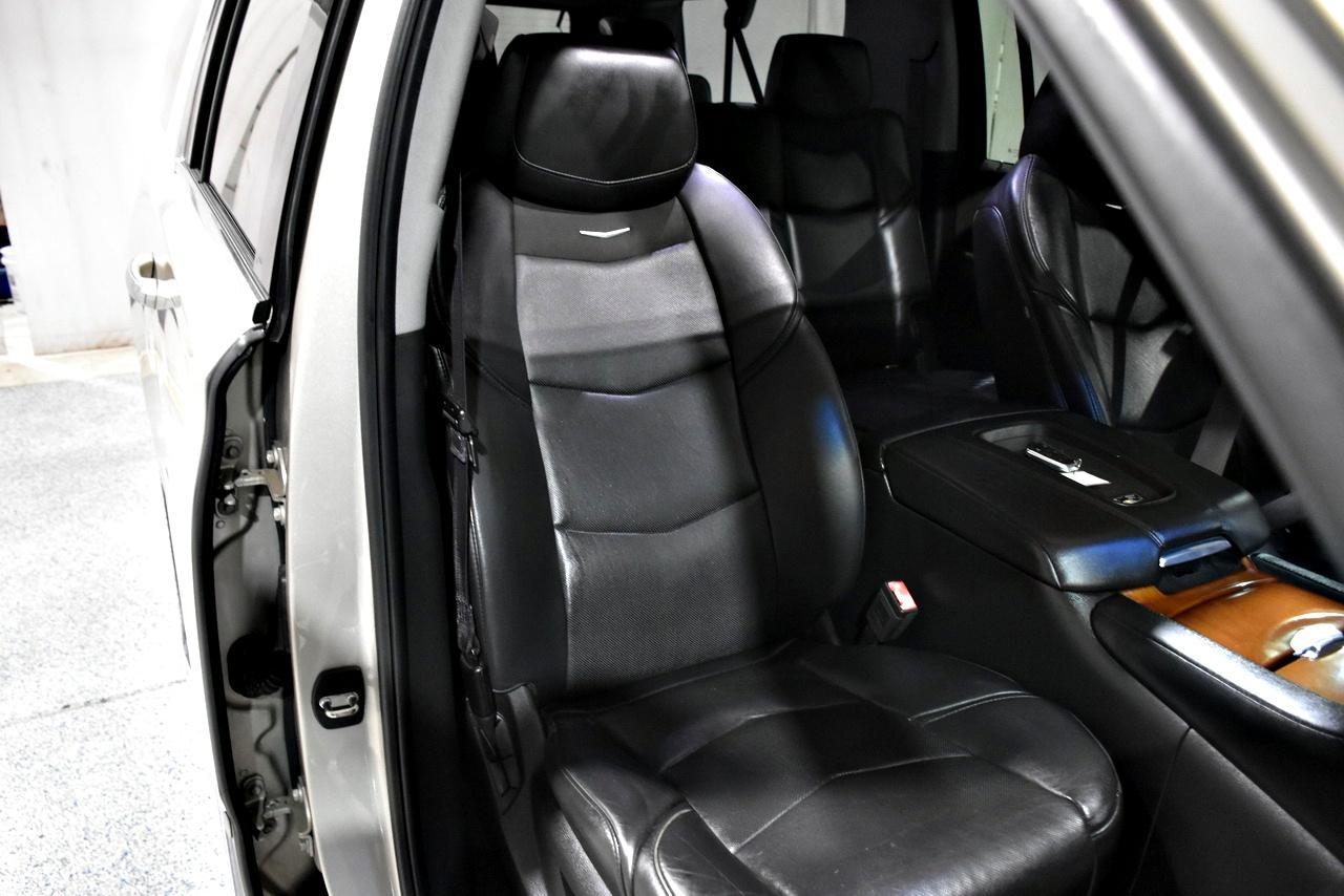 Cadillac Escalade ESV Luxury 2016