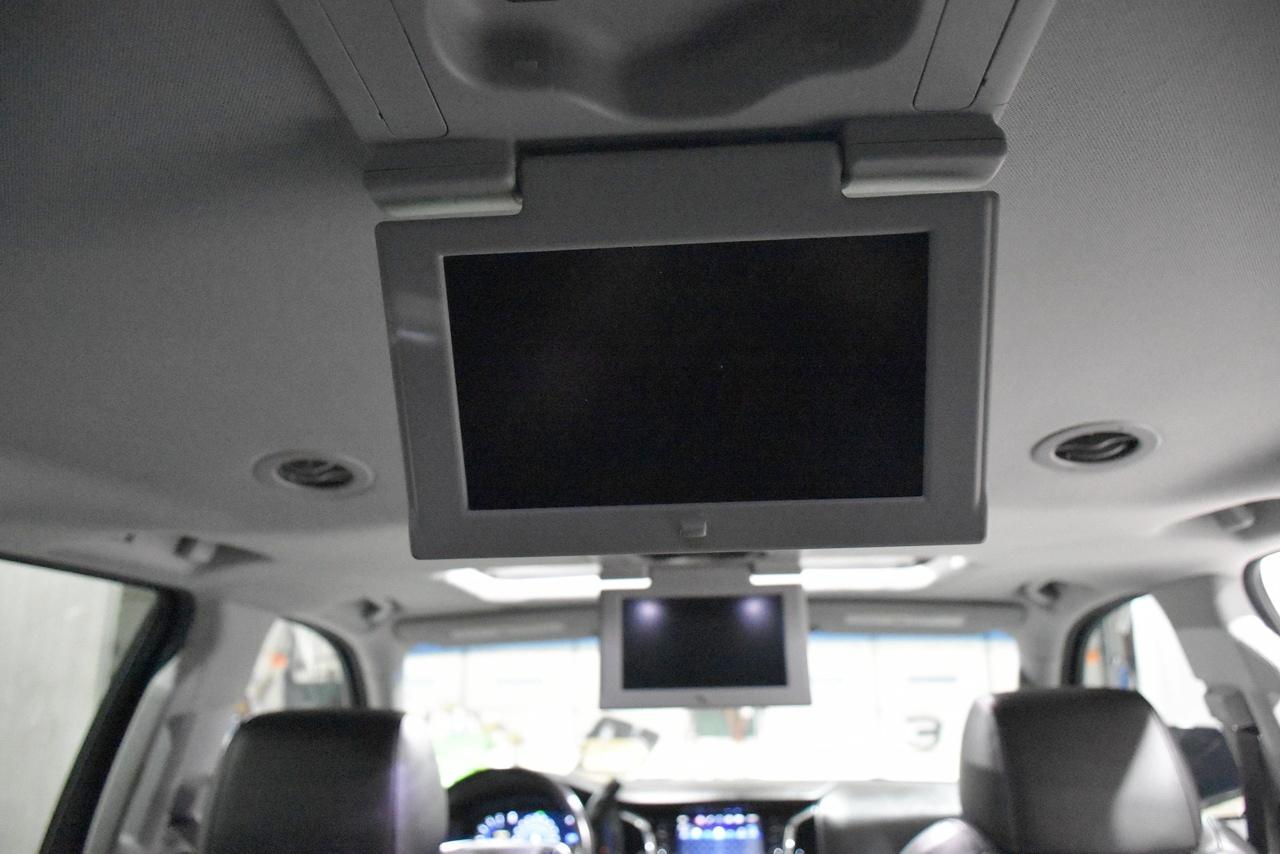 Cadillac Escalade ESV Luxury 2016