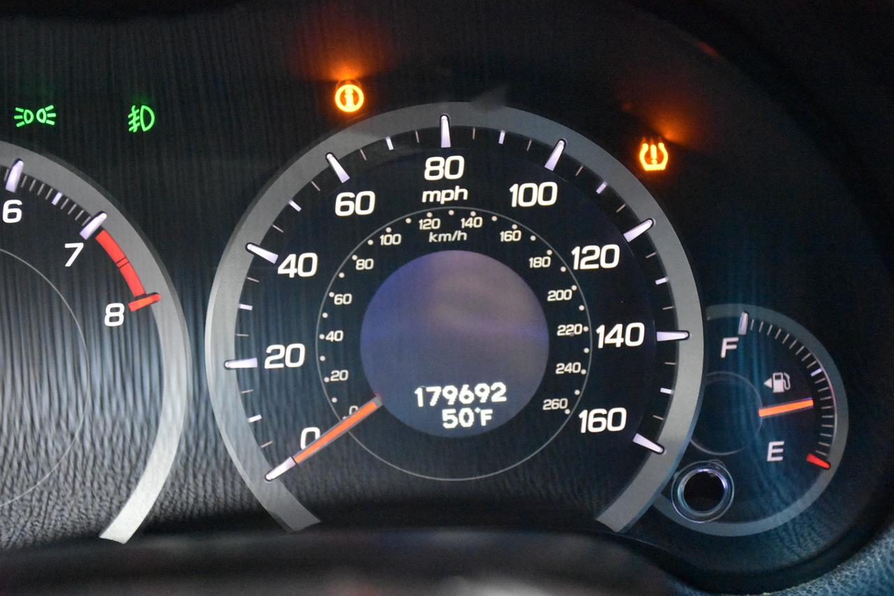 Acura TSX 5-speed AT 2010