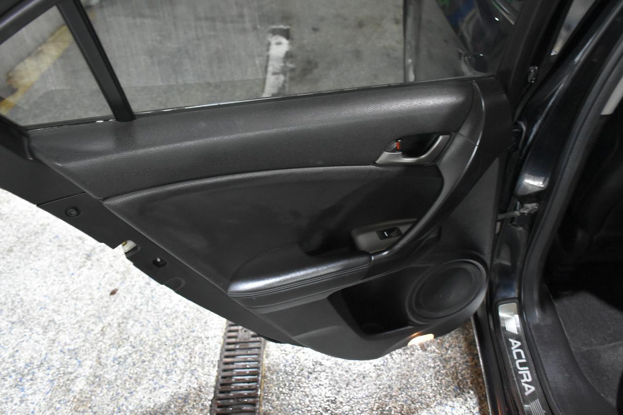 Acura TSX 5-speed AT 2010