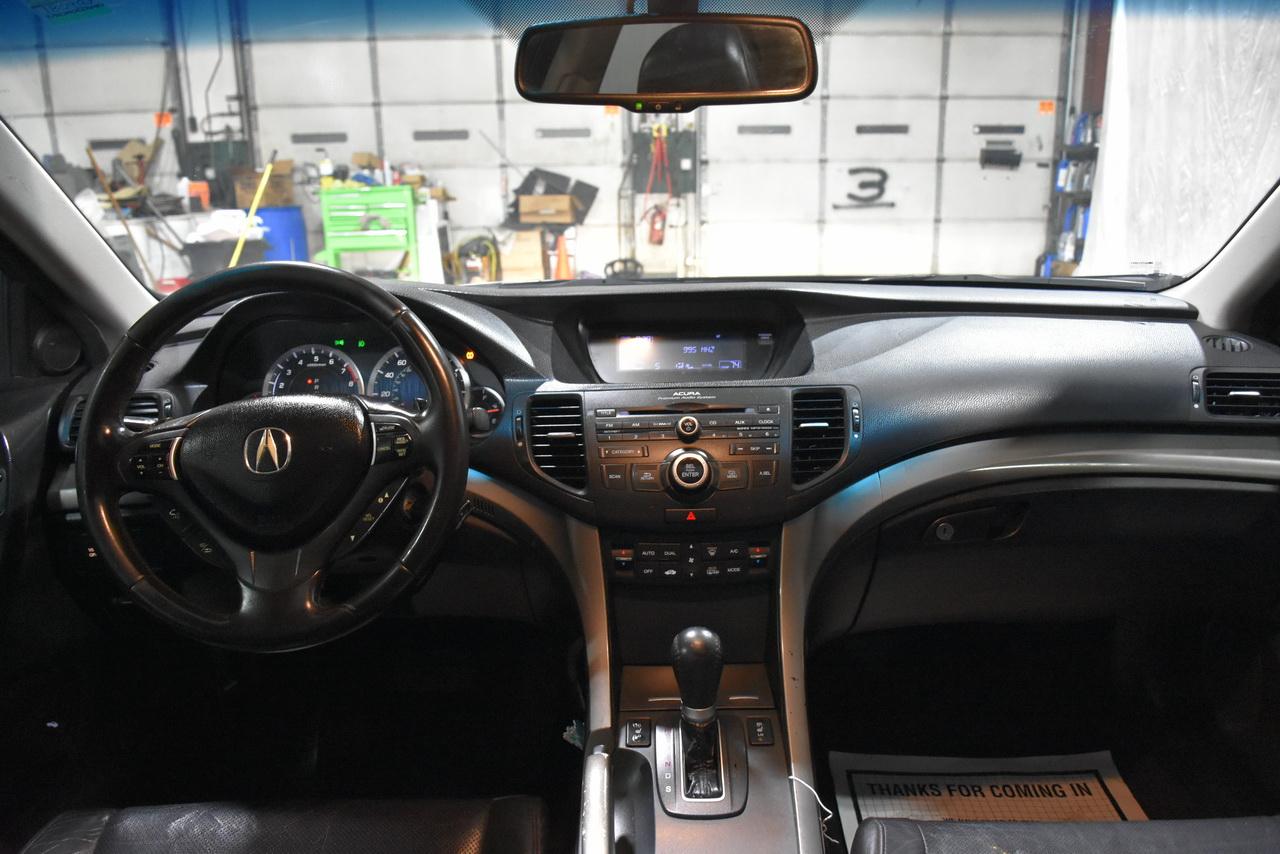 Acura TSX 5-speed AT 2010