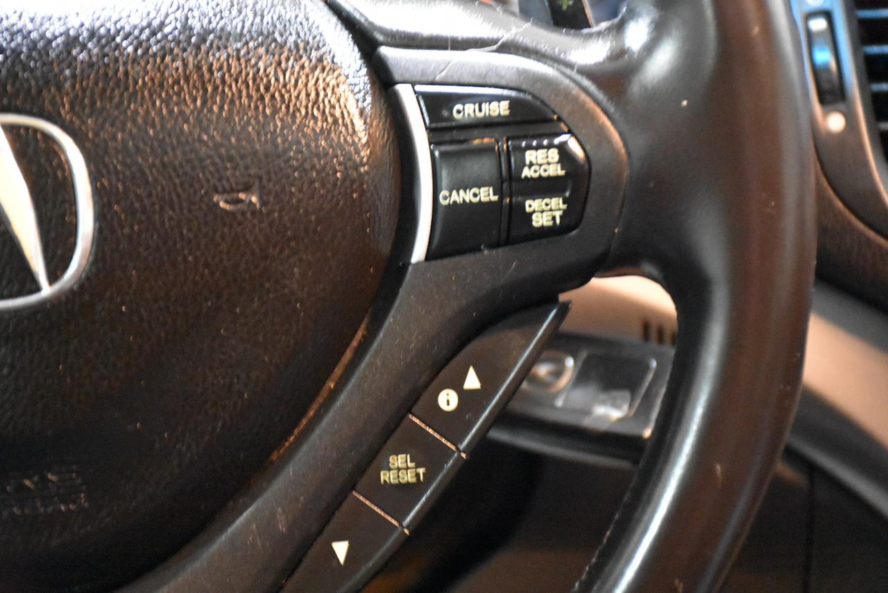 Acura TSX 5-speed AT 2010
