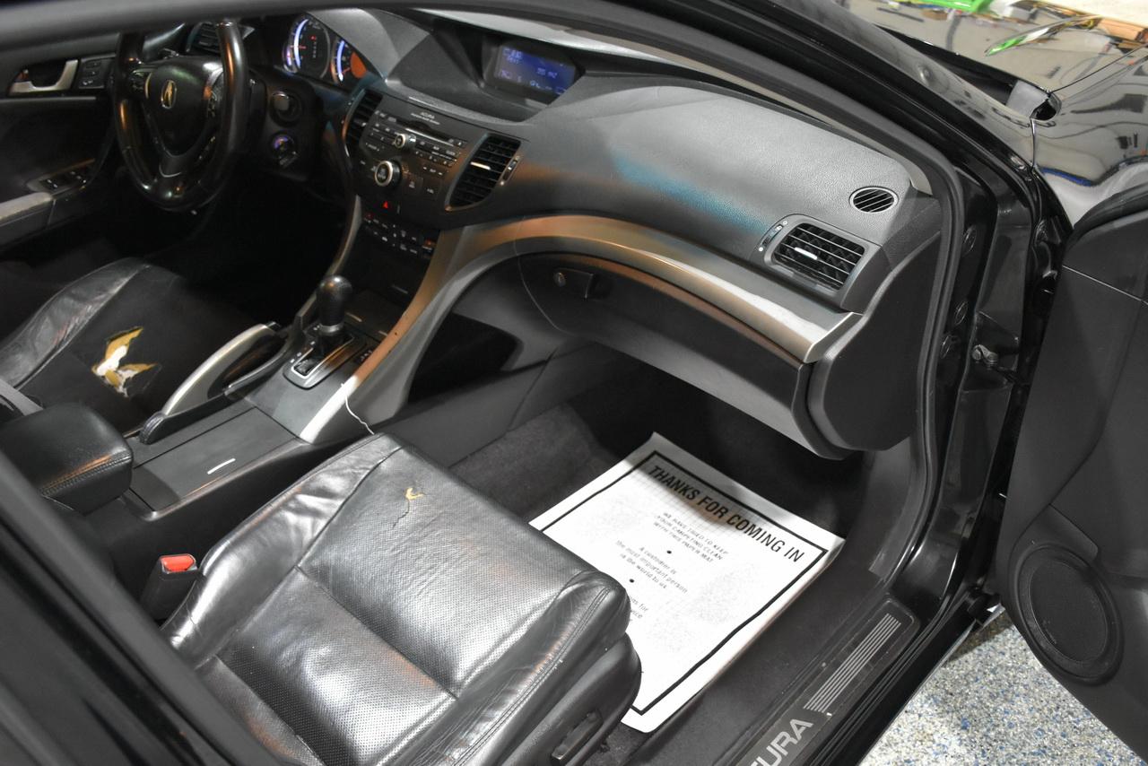 Acura TSX 5-speed AT 2010