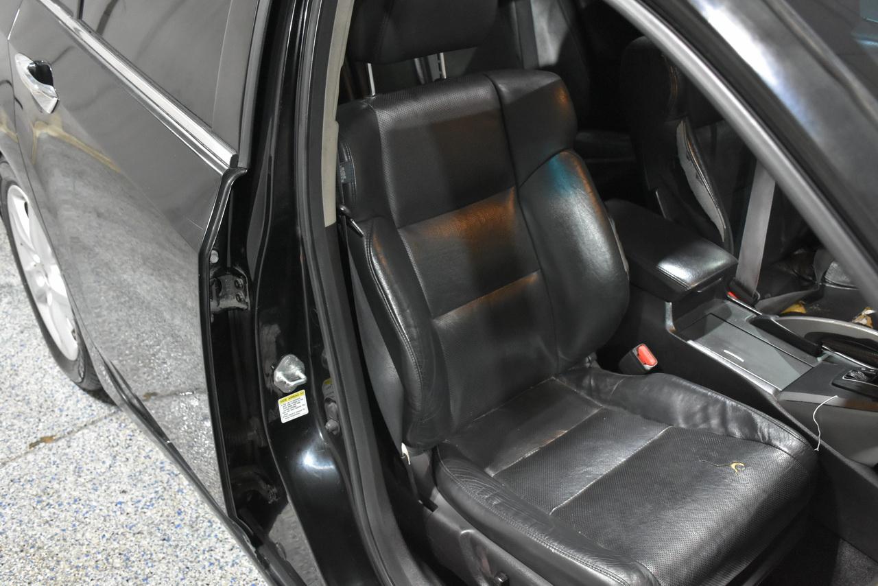 Acura TSX 5-speed AT 2010
