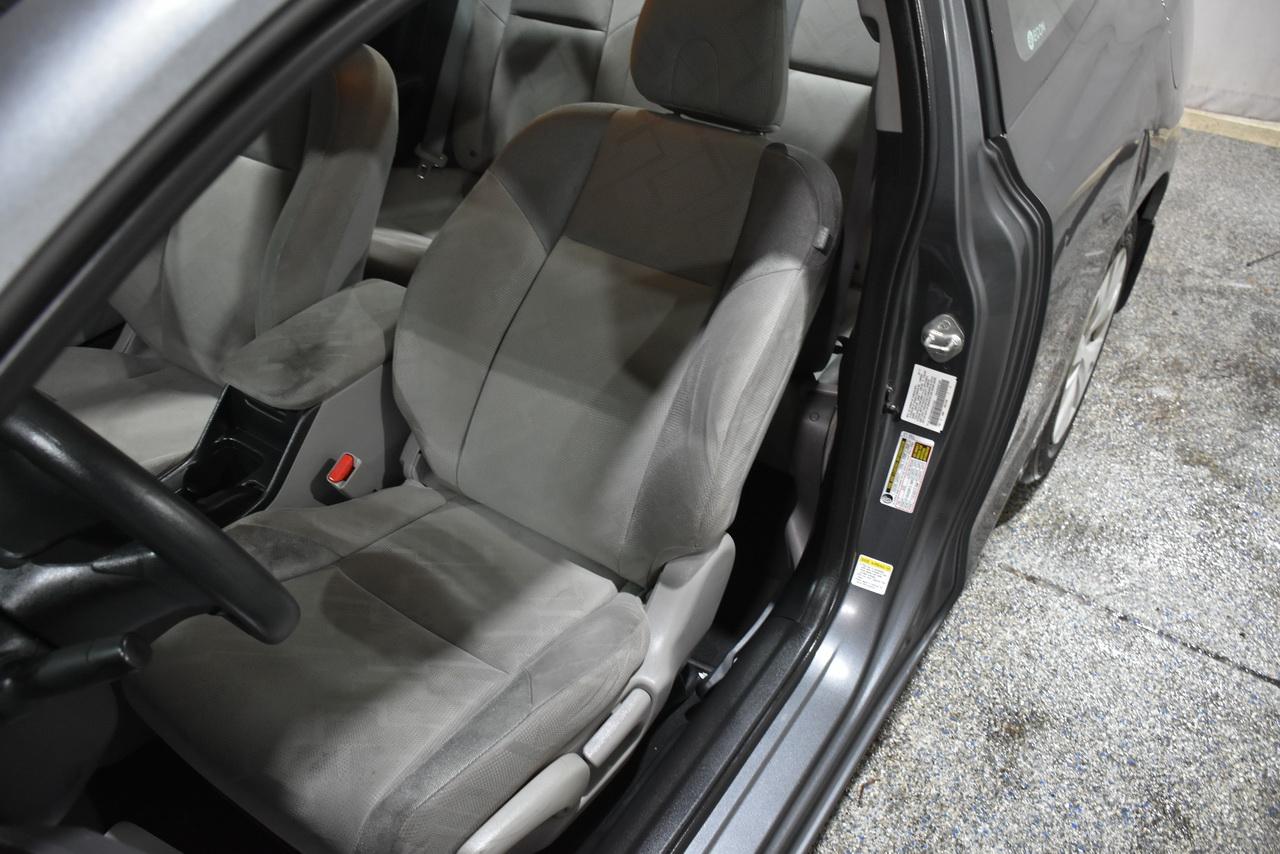 Honda Civic LX Coupe 5-Speed AT 2012